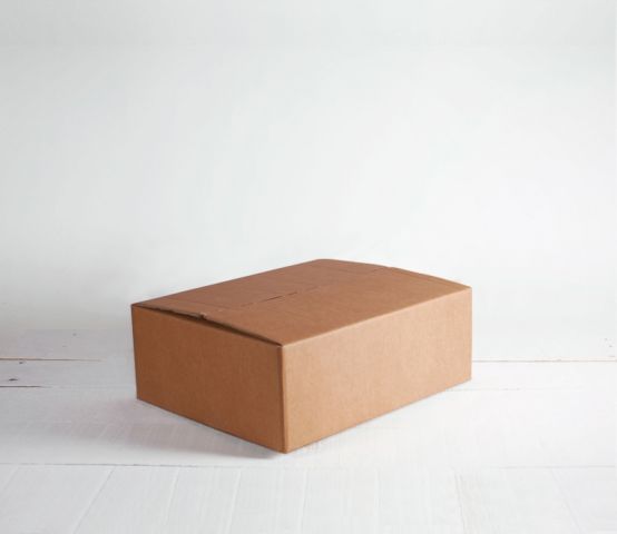 CAJA RECTANGULAR KRAFT 415x315x85 MM  UNIDAD